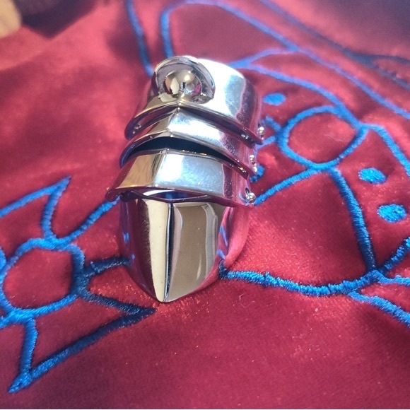 Vivienne Westwood Jewelry - armor ring - Vivienne Westwood